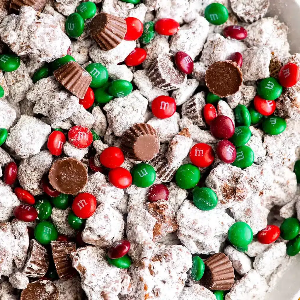 Reindeer Food Recipe – The Magical Christmas Treat for Santa’s Helpers